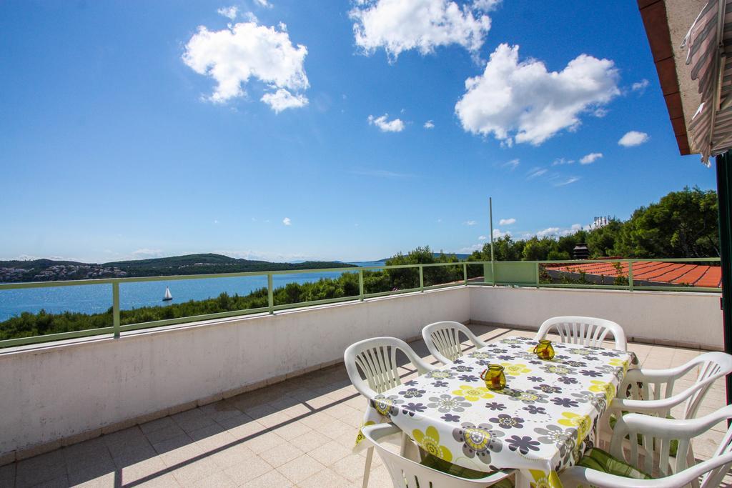 Apartment Artemisia 1 Trogir Ngoại thất bức ảnh